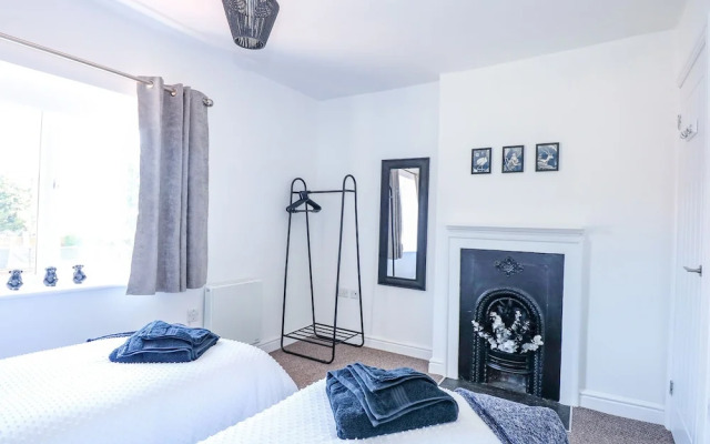 Lily Cottage