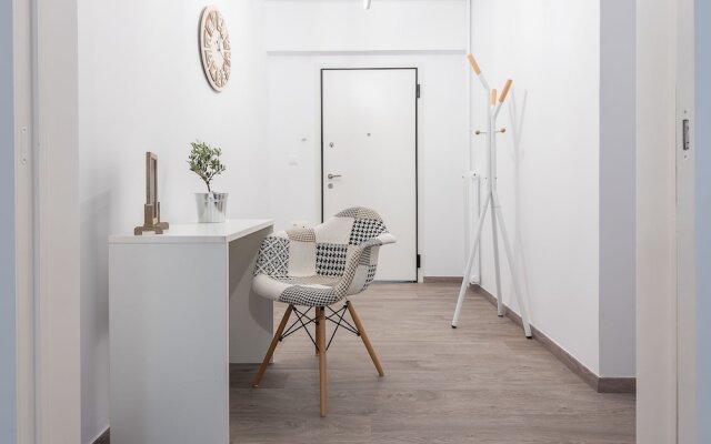 Comfy Home in Koukaki