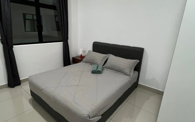 Desaru Utama Residance Aisy Homestay – Guest Rooms – Bandar Penawar