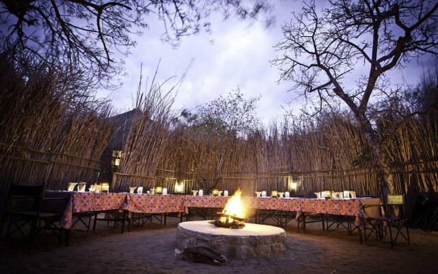 Sausage Tree Safari Camp