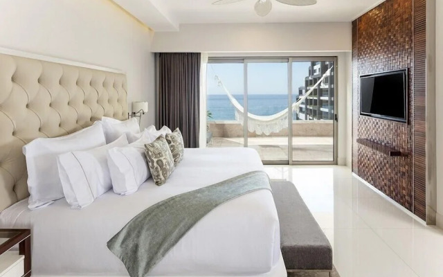 2BD Oceanview Suite Garza Blanca Cabo