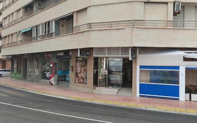 Cozy studio apartment near the beach