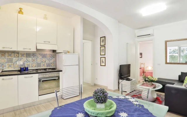 Red Stones Punta Ala