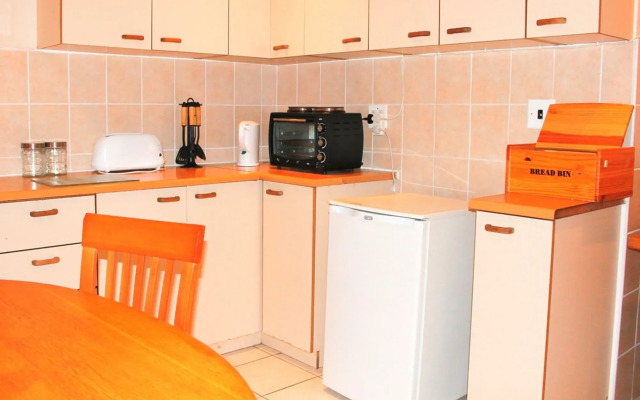 African Aquila Lodge