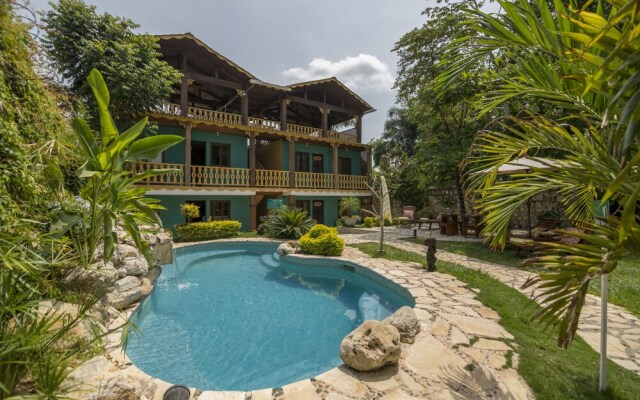 Casa Hunahpu Apart-Hotel
