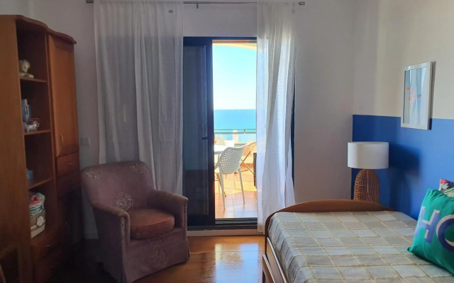Luzia's Apartment - 2 Bedroom Apartment Sleeps 4