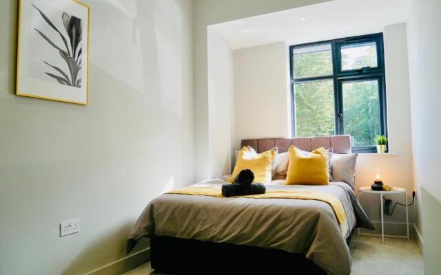 Luxury 3 bedroom Apartment near Bournemouth Beach & Poole