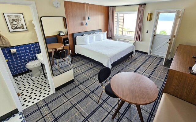 The Hotel Laurel at Seneca