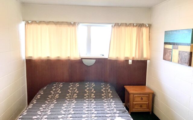Greenview Motel
