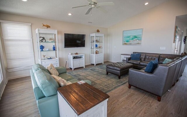 Ohana Tides 5 Bedroom Home by Redawning