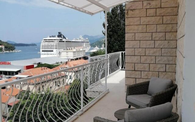 Apartments Tayra