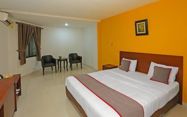 Townhouse OAK Hotel Fiducia Pasar Minggu