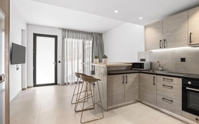 Twins Apartments