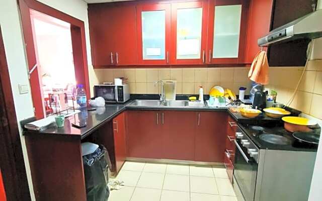 Bombay Backpackers DXB - Adults Only