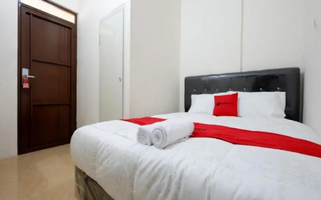 RedDoorz near Akademi Kepolisian Semarang