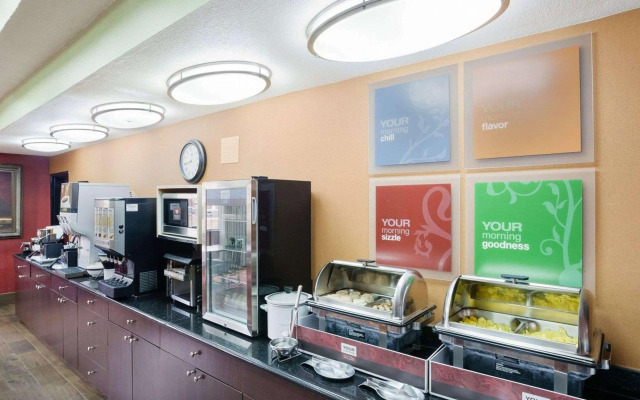 Comfort Inn & Suites Near Medical Center