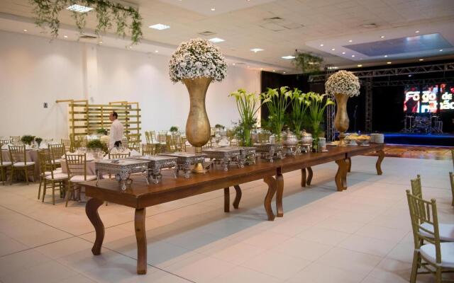 Favorita Golden Hotel e Eventos