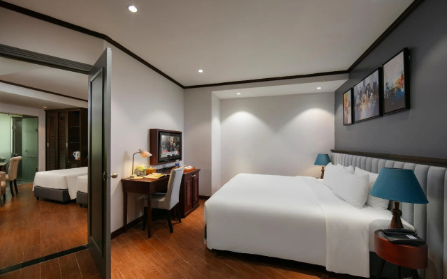 May De Ville Trendy Hotel & Spa