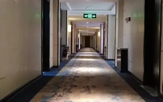 Oriental Hyatt Business Hotel (Wuchang Tongda Street store) - Hotel in Charbin - Photo 5