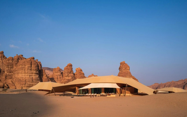 Banyan Tree Alula