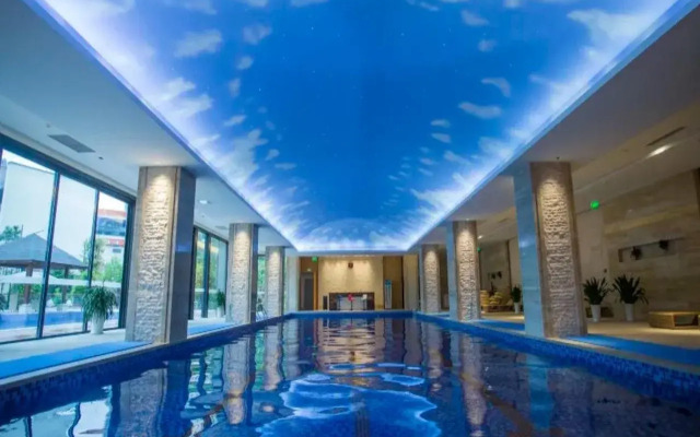 Gloria Grand Hotel Jishou