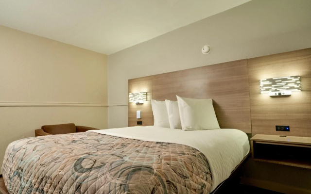 Family Garden Inn & Suites