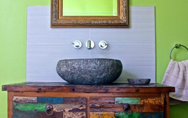 Artica Art & Accommodation