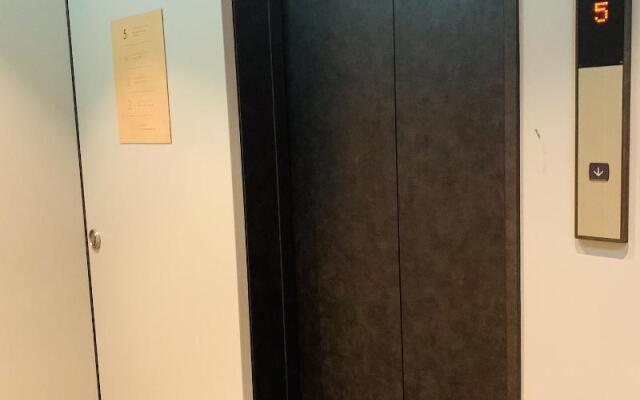 Cafe Minimal Hotel Our Our - Hostel