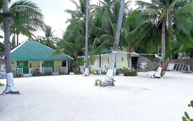 Paradise reef resort