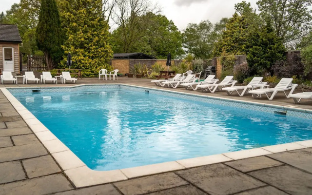 "catkin Lodge set in a Beautiful 24 Acre Woodland Holiday Park"