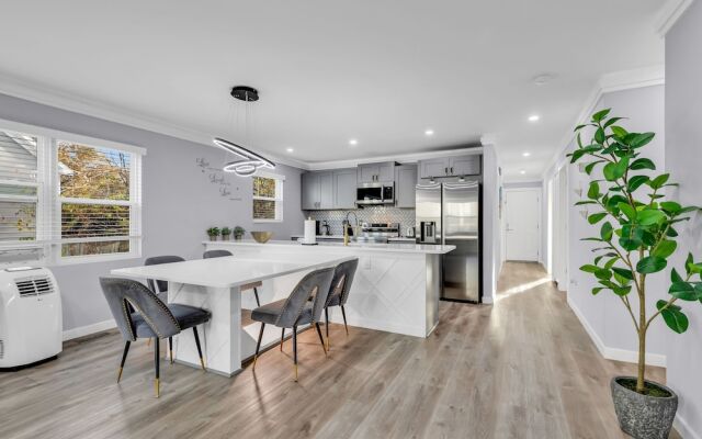 Charlotte Spacious Home