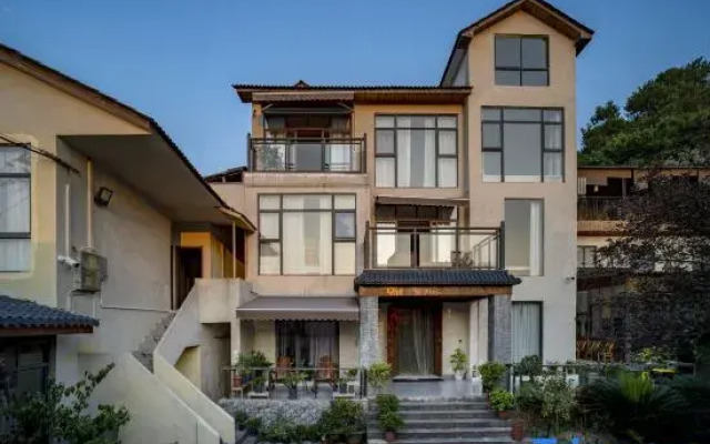 Lixiu Mountain Lodge