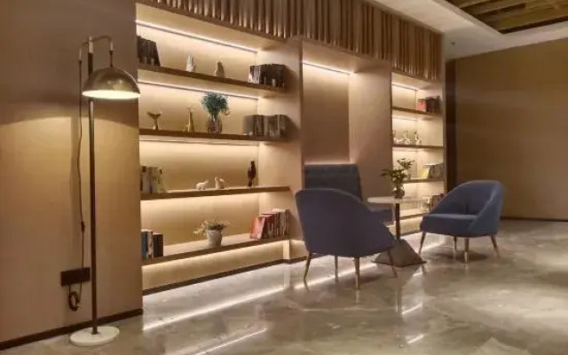 MeiWei Hotel (Shanghai Hongqiao Airport National Exhibition Center)
