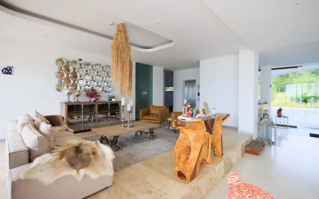 Elite Atoll Beachfront Hotel