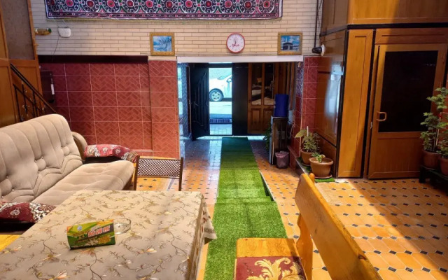 Barno Guesthouse