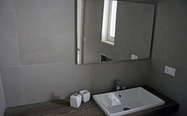 Break Break Apartments