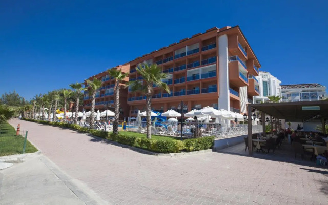 Club Side Coast