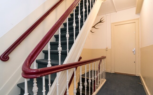 Central Hotspot Apartment