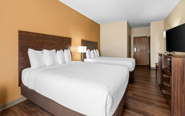 Days Inn by Wyndham Grand Forks Columbia Mall