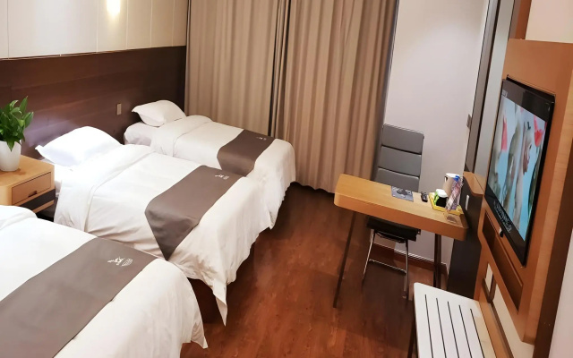 GreenTree Eastern Rizhao High Speed Railway Station Hotel