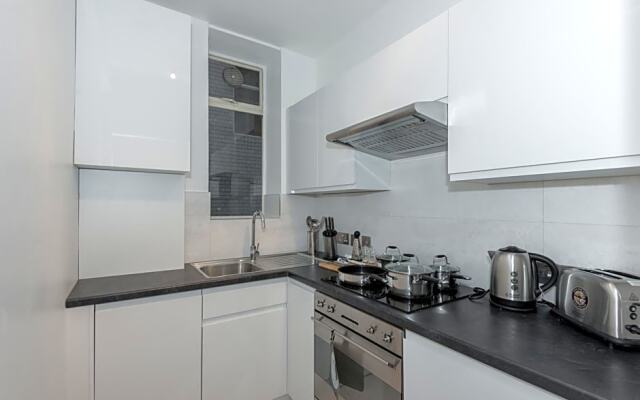 Brompton Road Private Apartment