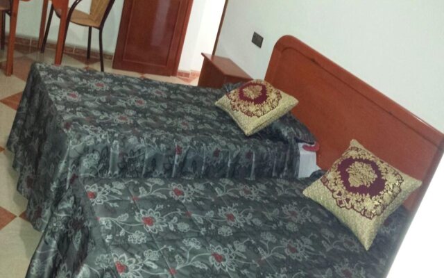 Motel Paris Dakar