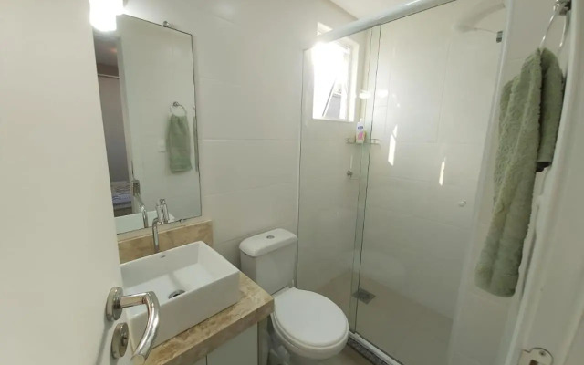 A081 - Recanto do Cardeal Apto com 2 quartos - Bombas