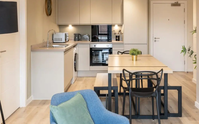 Host Stay Richmond Place 001