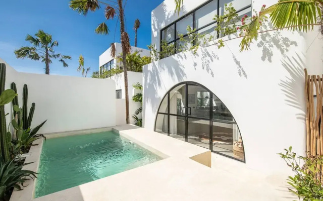 ULU Folie 1BR Loft in Pecatu