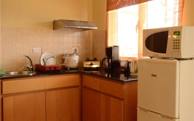 Les Peupliers Studios and Apartments