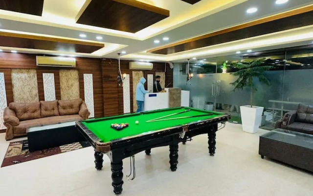 V Rooms