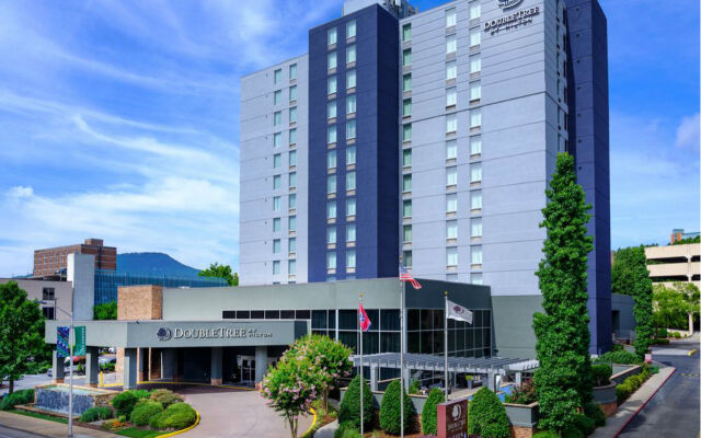 DoubleTree by Hilton Hotel Chattanooga Downtown