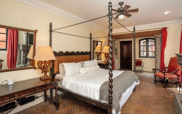 Centro 3BR Home Steps to La Parroquia