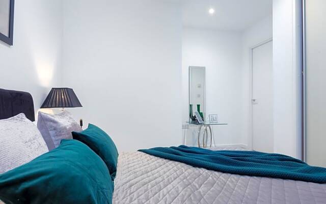 Lexicon Book House Apartments